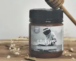 Vyzkoušejte Steens - 100% RAW pravé manukové medy z Nového Zélandu